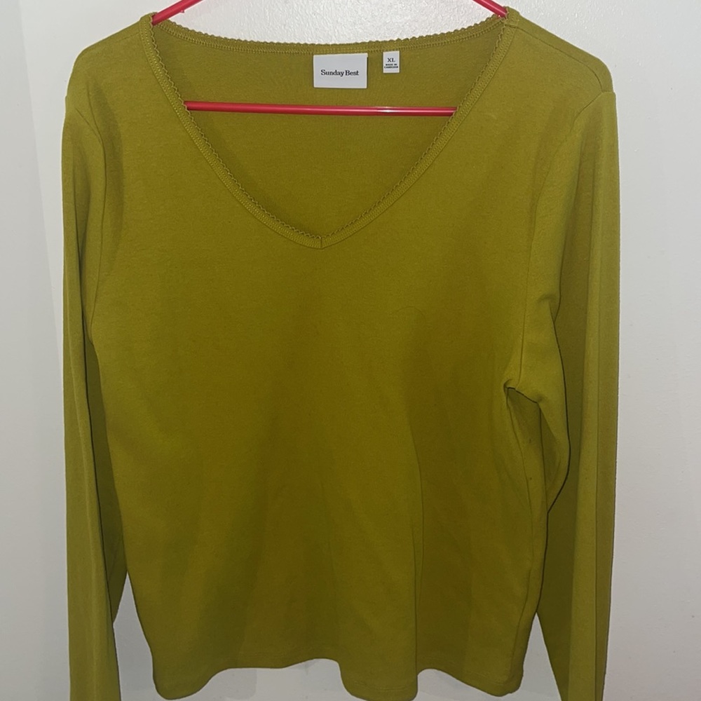 Sunday Best Green Long Sleeve Top - Picture 6 of 8